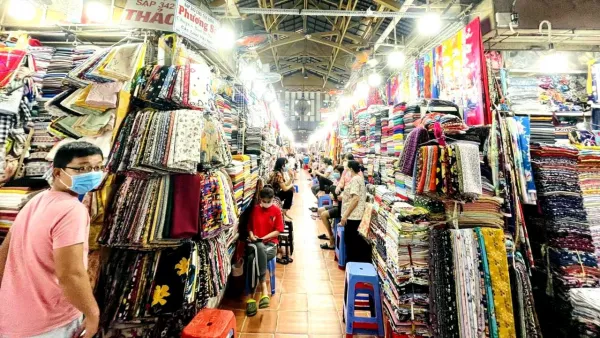 Tan Dinh Market