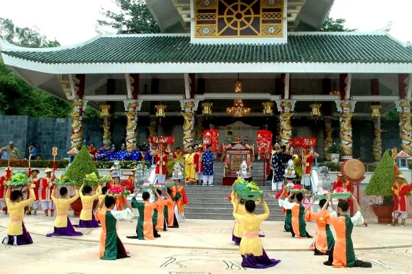 Lady Temple at Sam Mountain