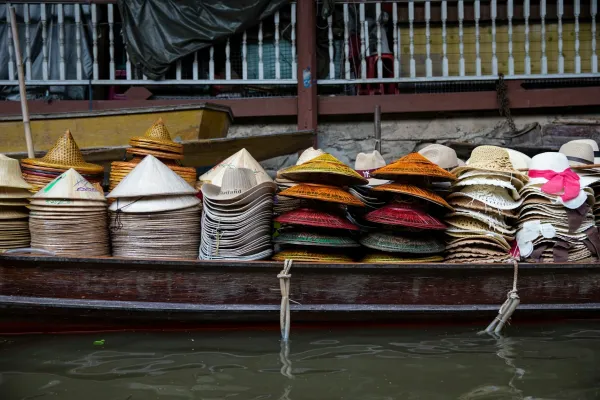 Cai Rang floating market